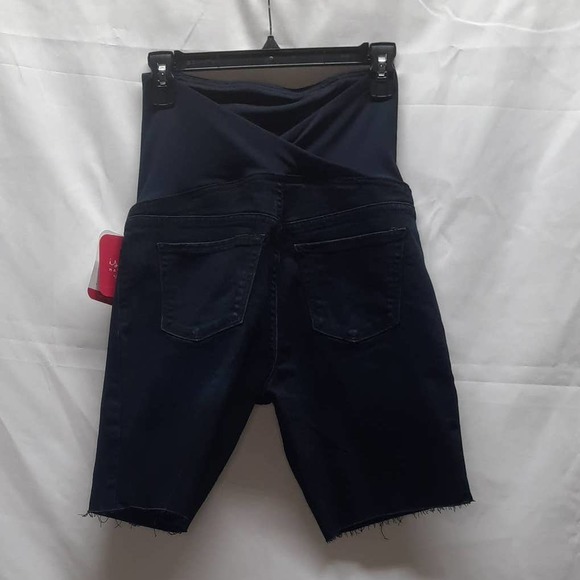 New Old Stock Ingrid & Isabel Bermuda Maternity Black shorts w/ crossover back 4 - Picture 2 of 7